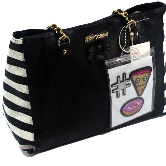 Betsey Johnson Handbags - 🎉SOLD🎉 Sticky Situation Shoulder with Purse
